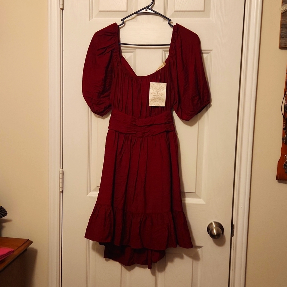 Altar'd state dress Size M NWT